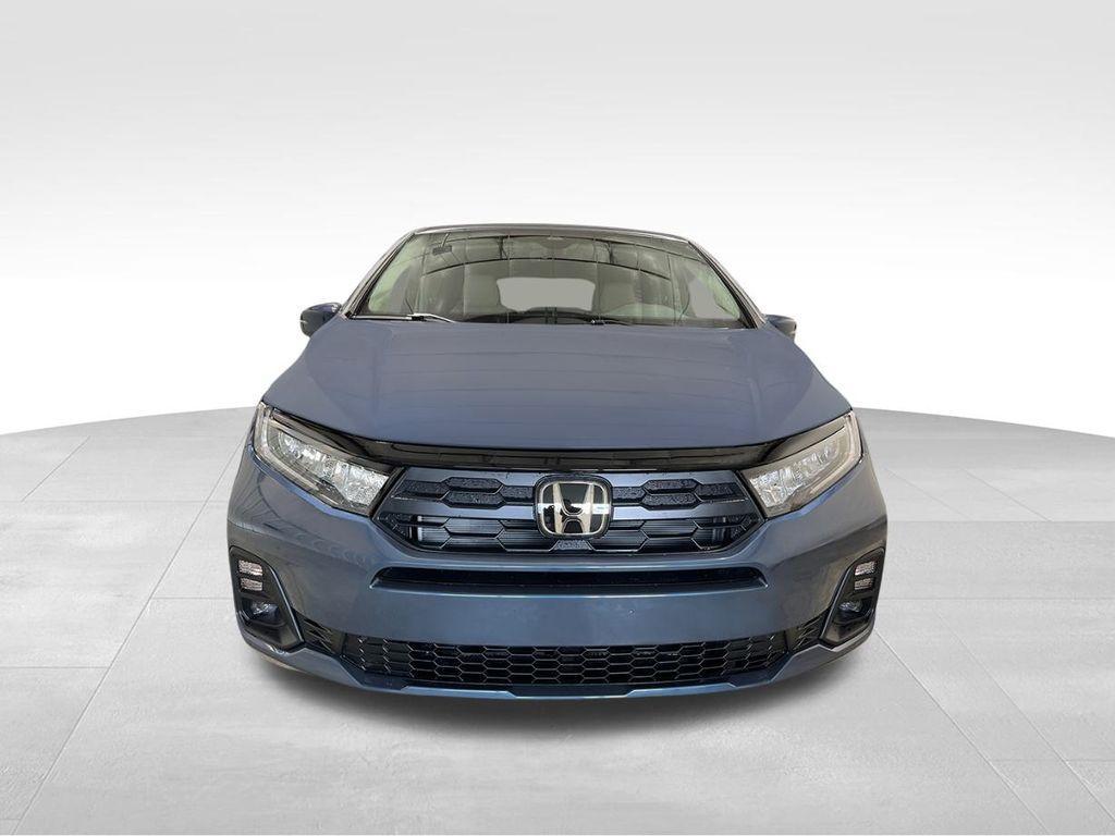 new 2026 Honda Odyssey car, priced at $44,290