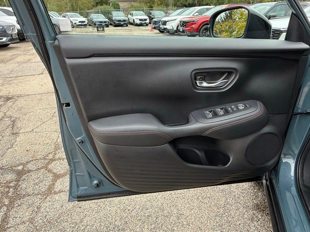 used 2025 Honda HR-V car, priced at $27,575
