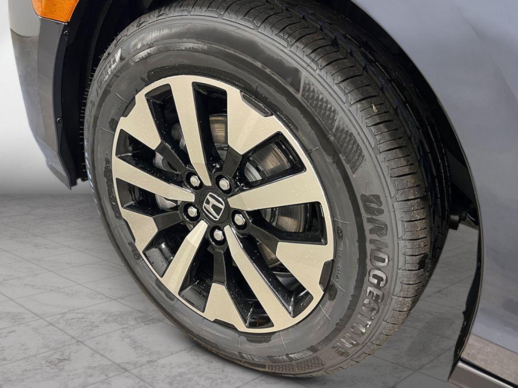 new 2026 Honda Odyssey car, priced at $44,290