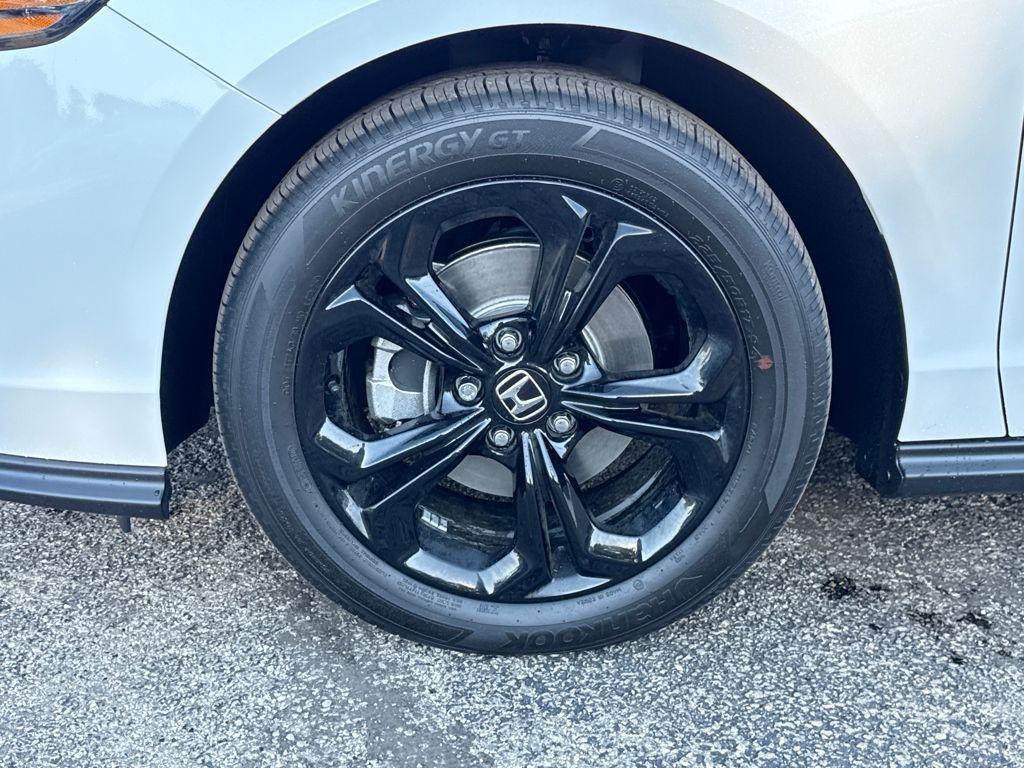 used 2025 Honda Accord car, priced at $28,995