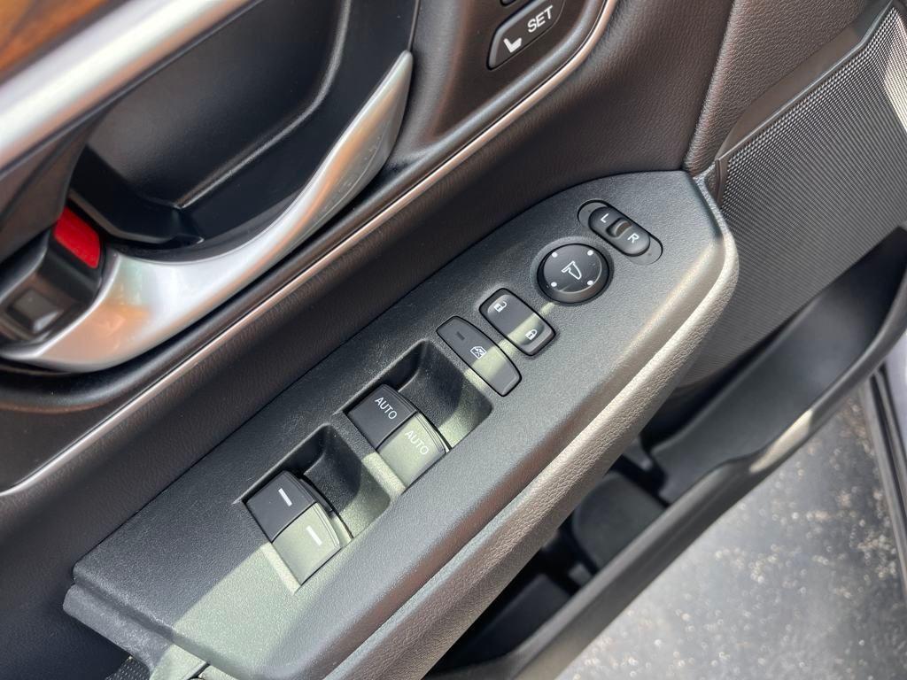 used 2018 Honda CR-V car, priced at $18,772