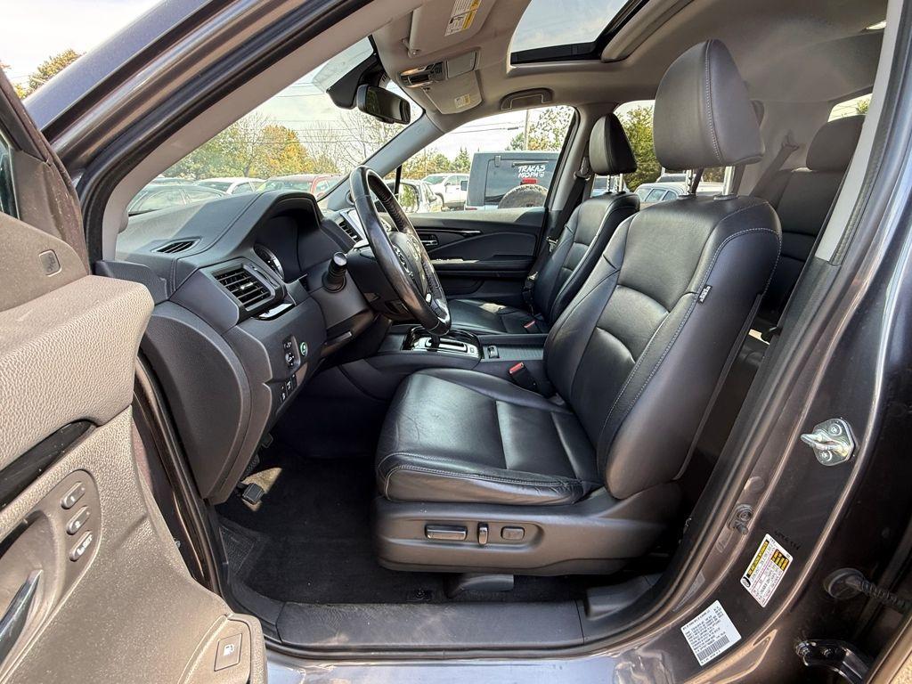 used 2019 Honda Ridgeline car, priced at $23,701