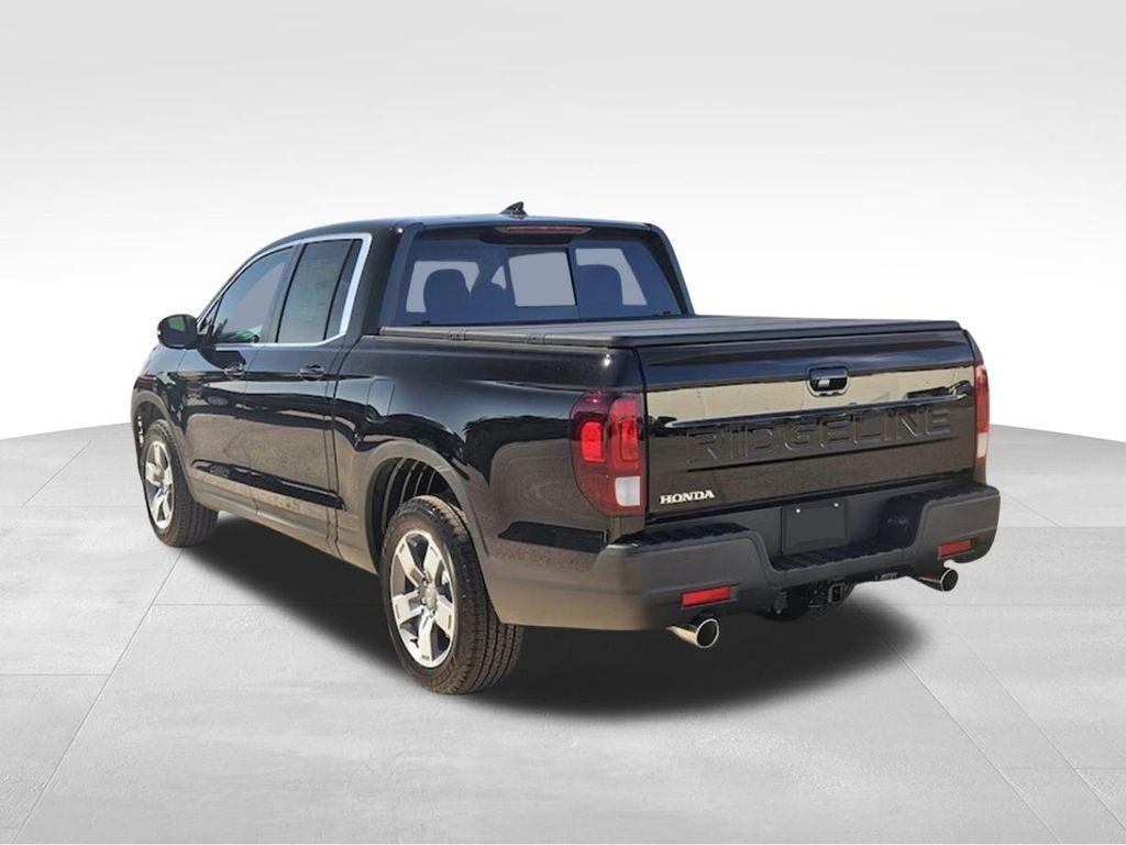 new 2025 Honda Ridgeline car, priced at $43,484