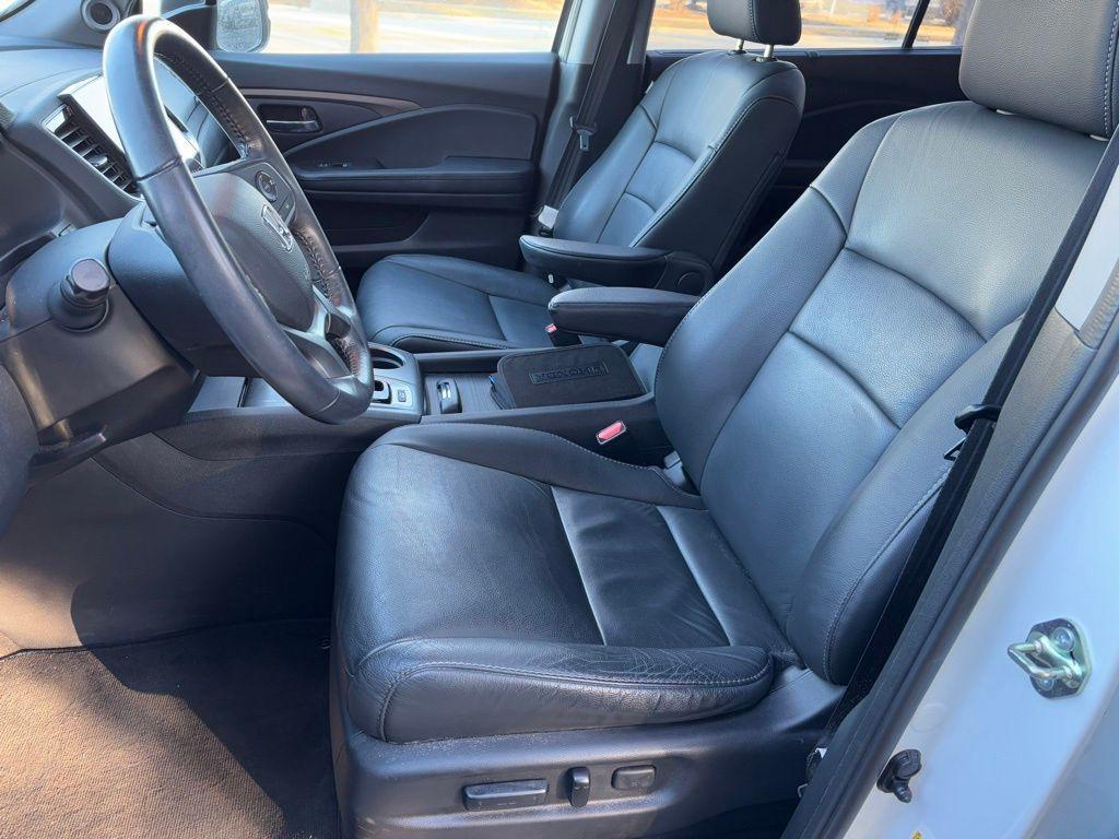 used 2020 Honda Pilot car, priced at $27,988