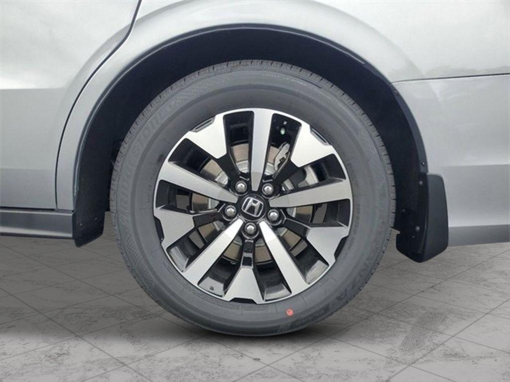 new 2026 Honda Odyssey car, priced at $44,290