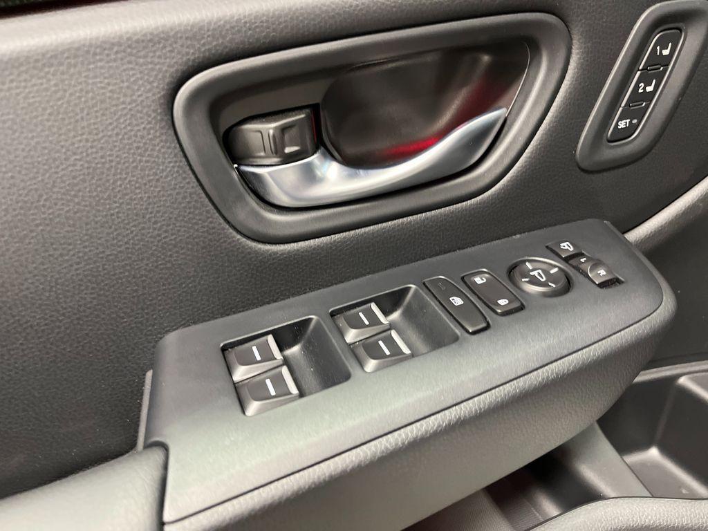 new 2025 Honda Pilot car, priced at $52,443