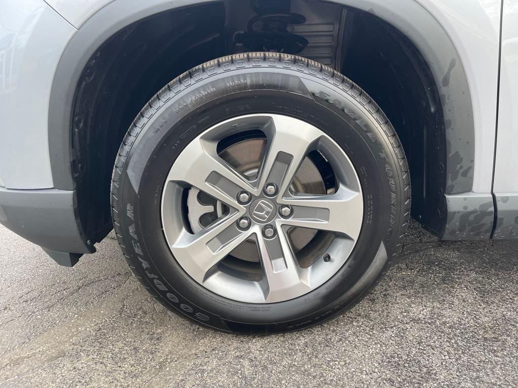 used 2025 Honda Pilot car, priced at $43,029