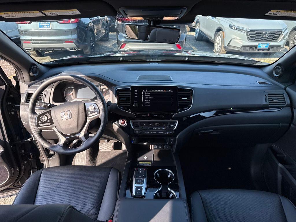 used 2025 Honda Passport car, priced at $44,999