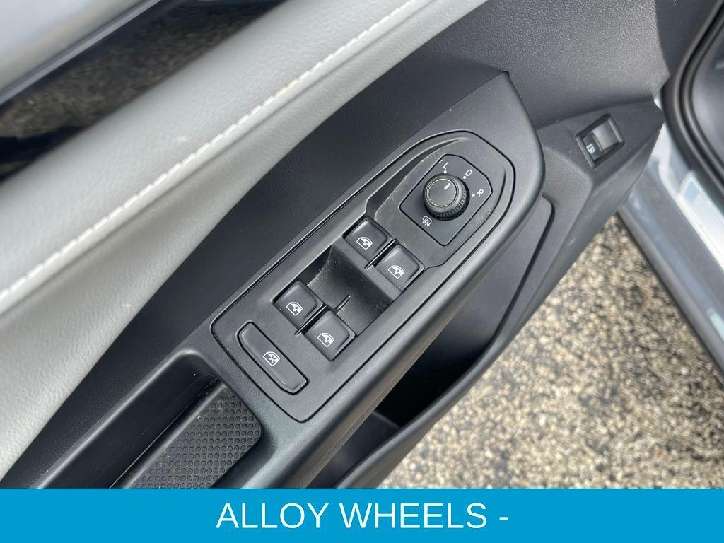 used 2022 Volkswagen Taos car, priced at $25,872