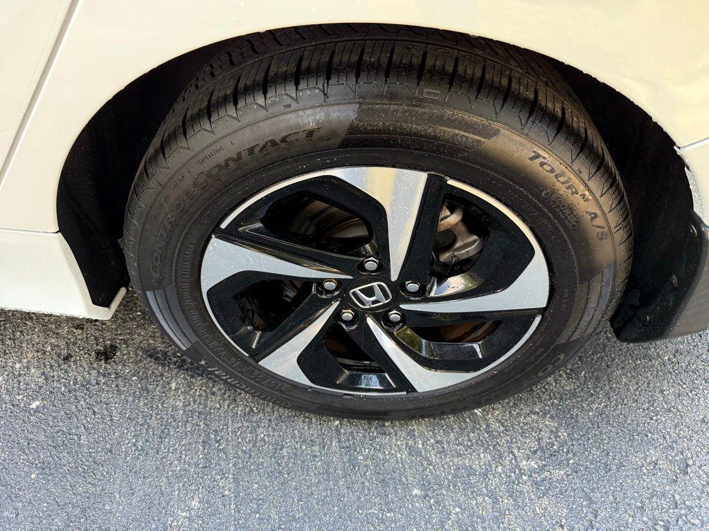 used 2021 Honda Insight car, priced at $22,975