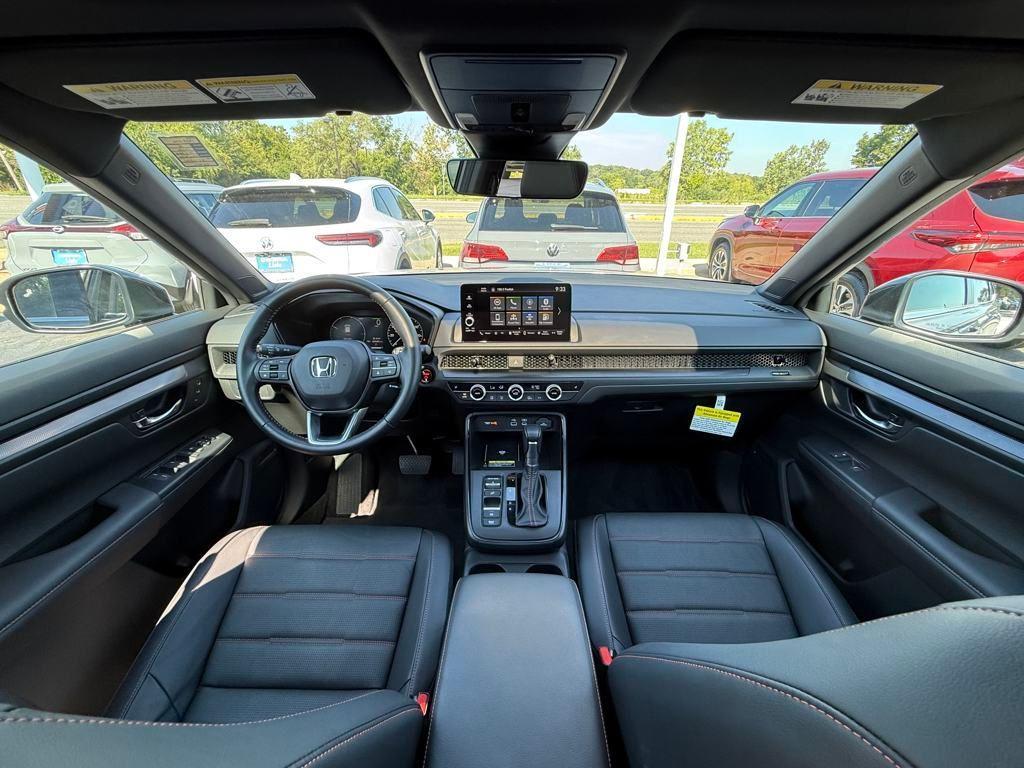 used 2025 Honda CR-V Hybrid car, priced at $37,888