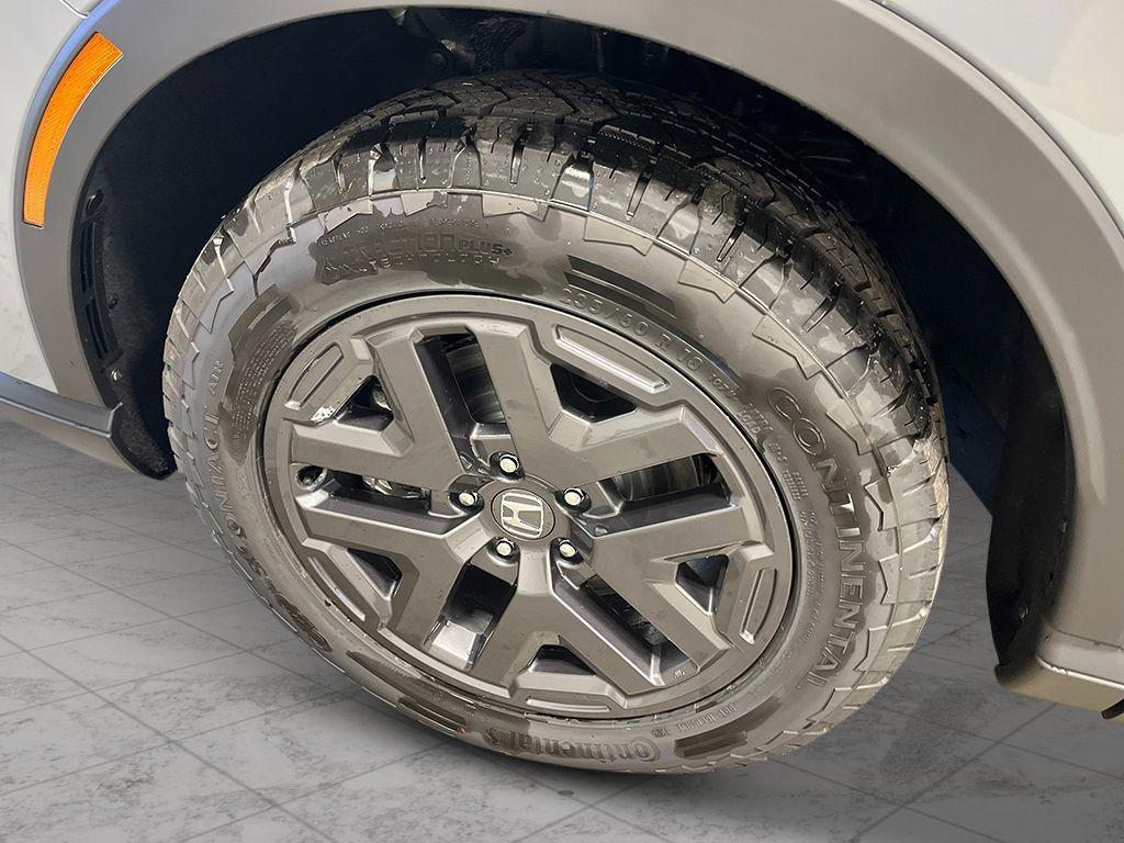 new 2026 Honda CR-V Hybrid car, priced at $40,650