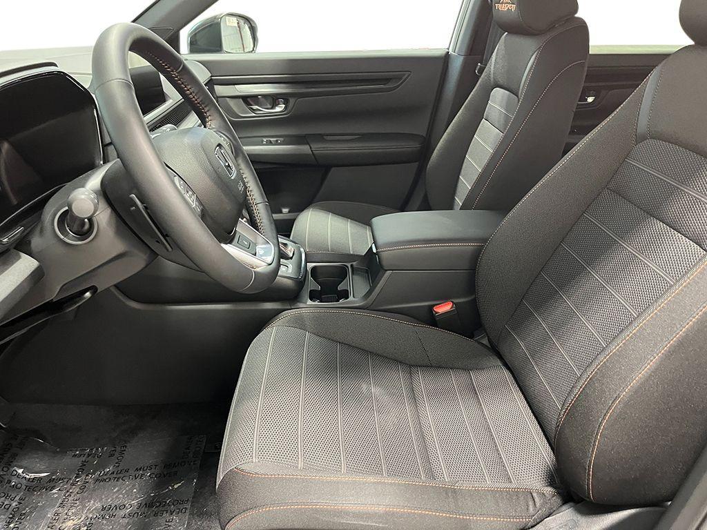 new 2026 Honda CR-V Hybrid car, priced at $40,650