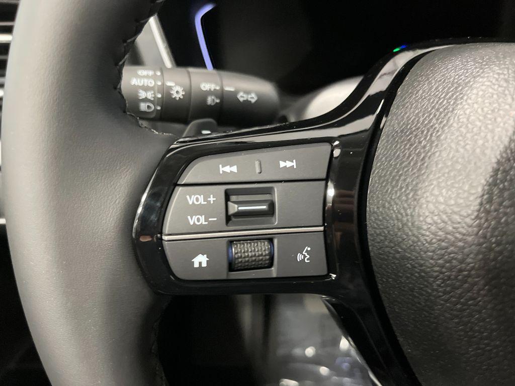 new 2025 Honda Pilot car, priced at $49,582