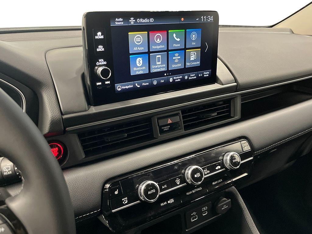 new 2025 Honda Pilot car, priced at $49,582