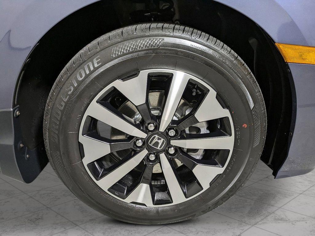 new 2026 Honda Odyssey car, priced at $44,885