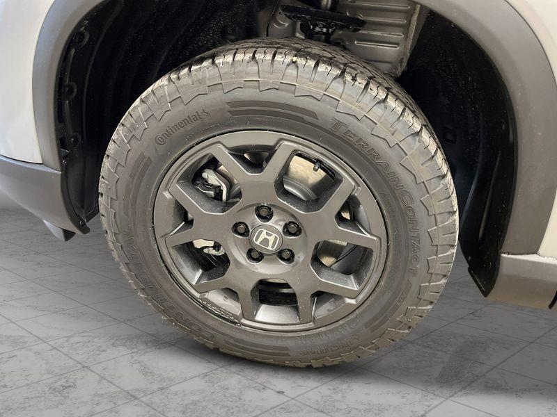 new 2025 Honda Pilot car, priced at $48,676