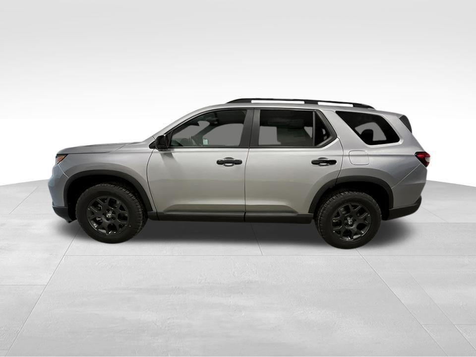 new 2025 Honda Pilot car, priced at $48,676