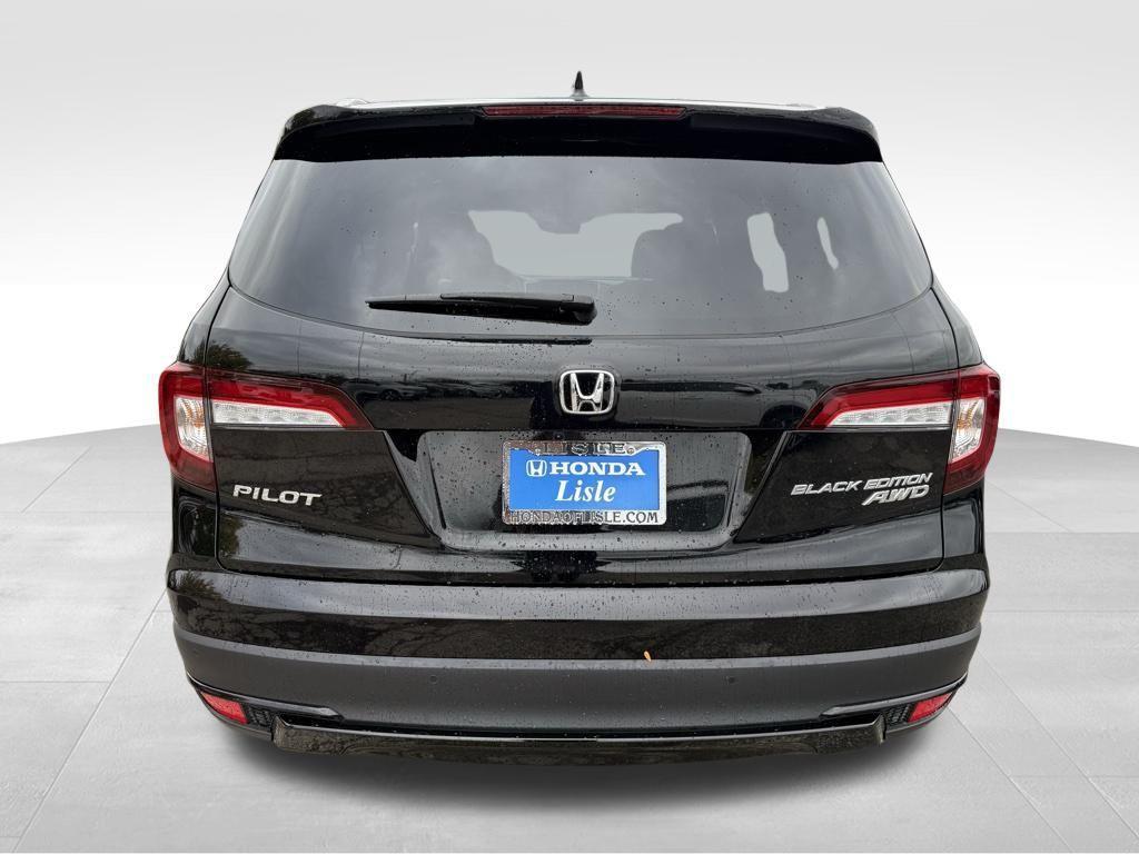 used 2022 Honda Pilot car, priced at $35,995