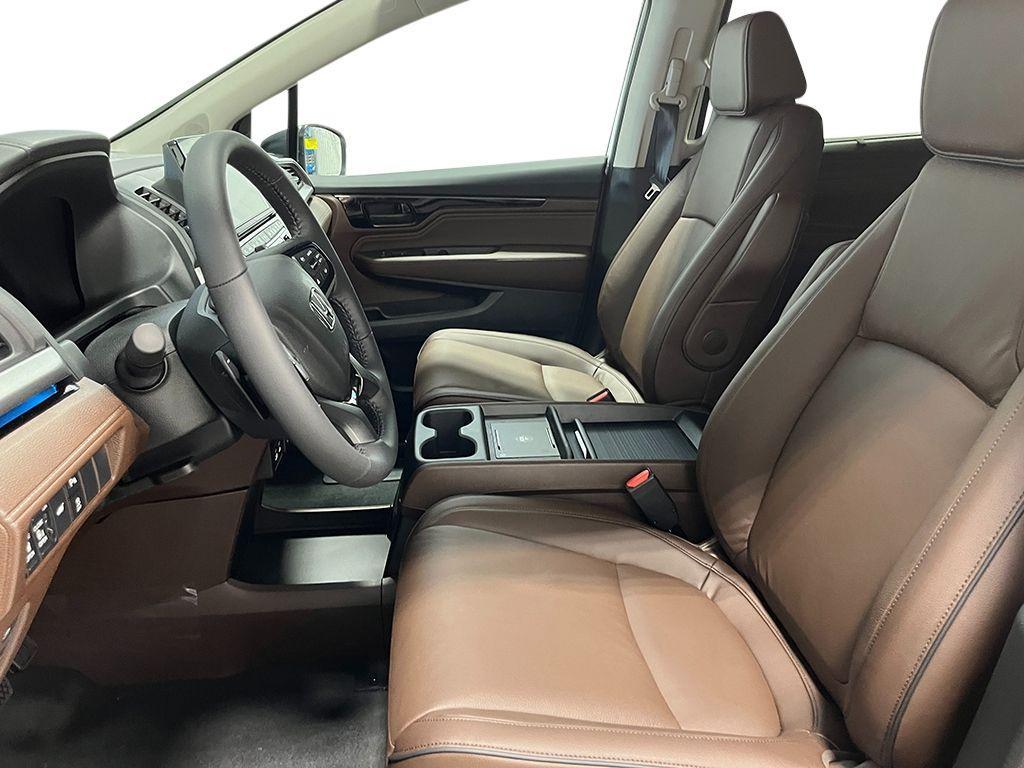 used 2025 Honda Odyssey car, priced at $47,460