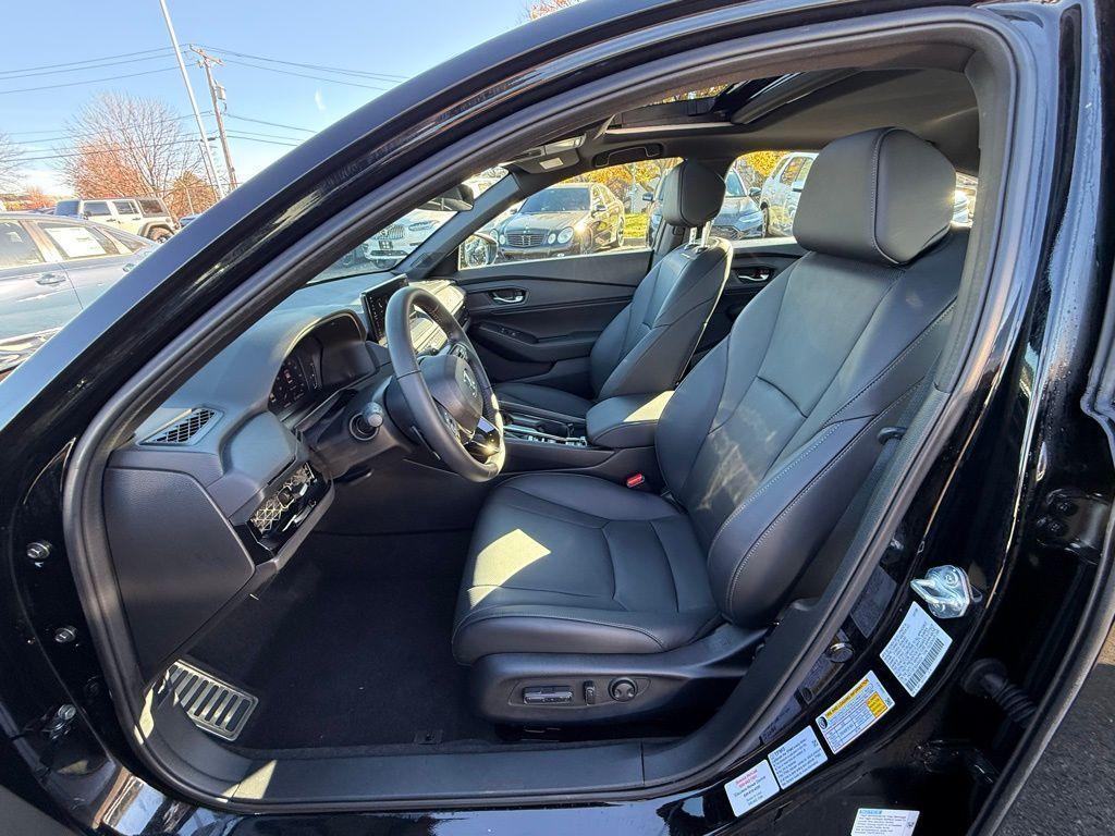 used 2025 Honda Accord Hybrid car, priced at $31,997