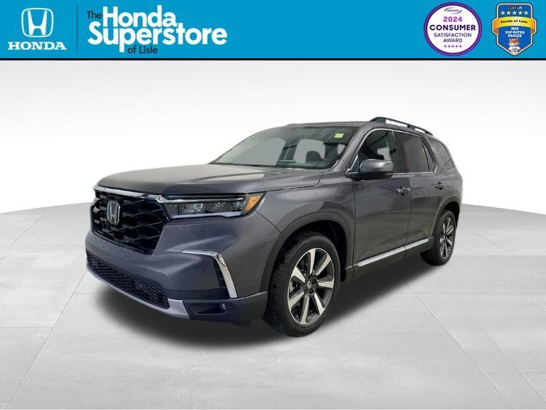 new 2025 Honda Pilot car, priced at $48,070