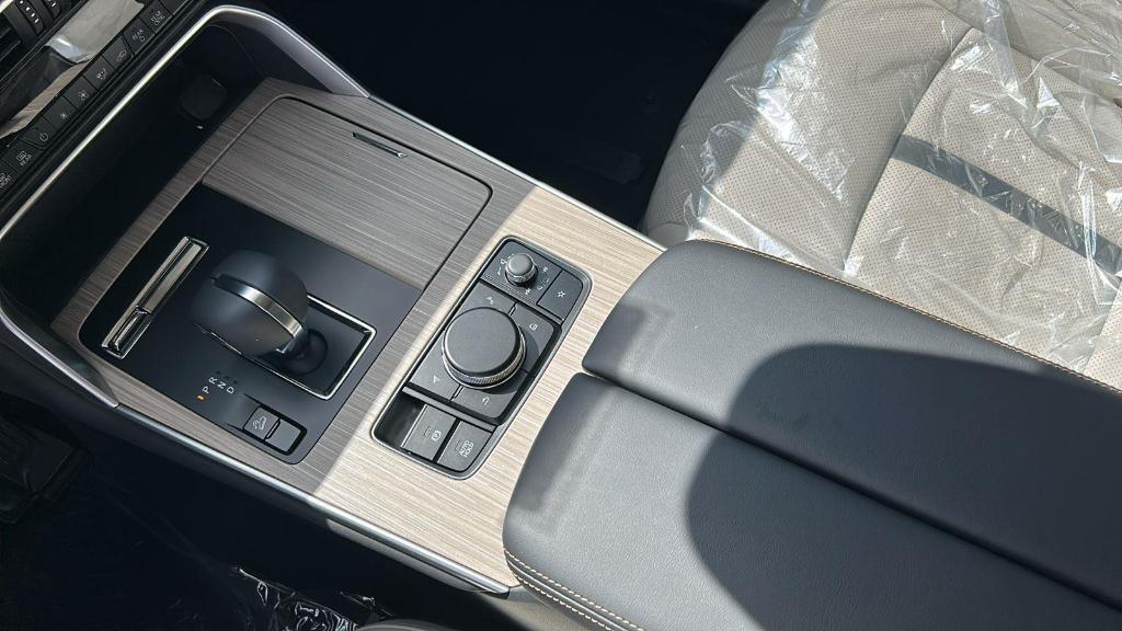 new 2025 Mazda CX-90 car