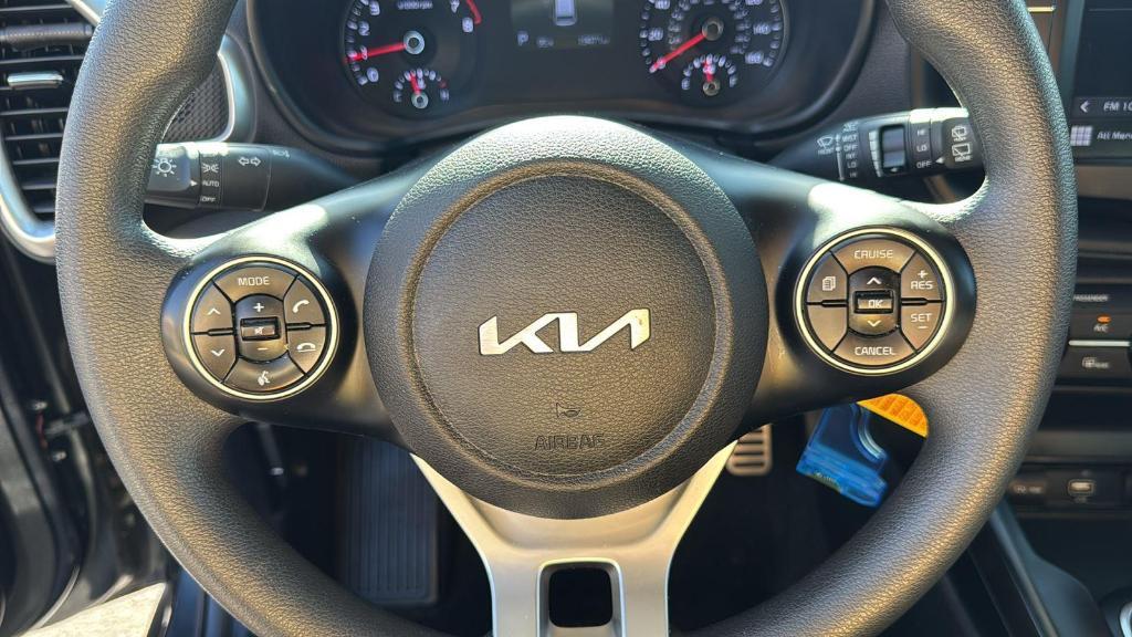 used 2022 Kia Soul car, priced at $15,999