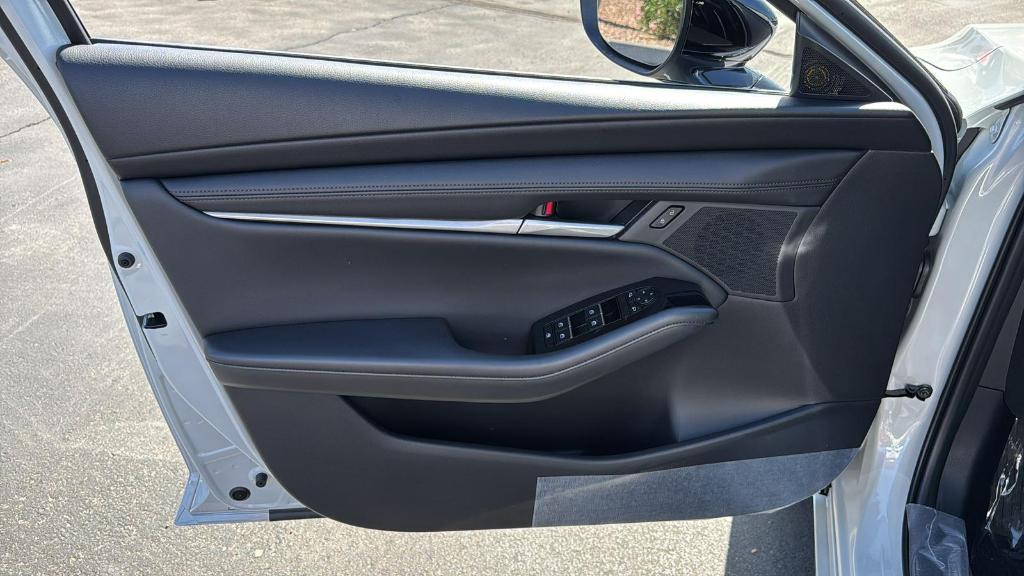 new 2025 Mazda Mazda3 car