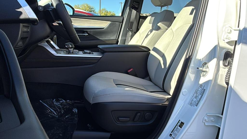 new 2026 Mazda CX-90 car, priced at $51,787