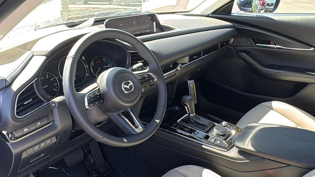new 2025 Mazda CX-30 car
