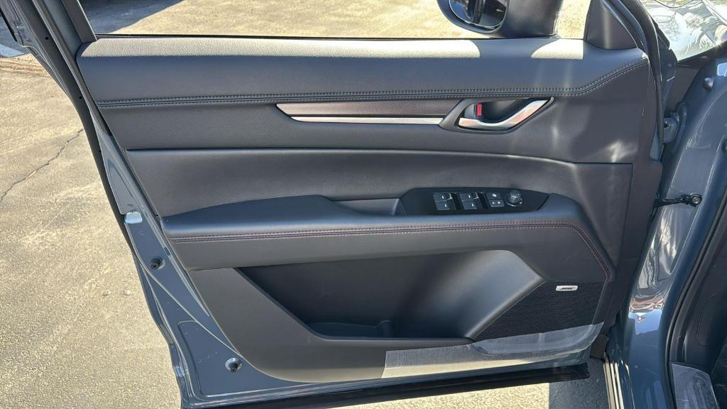 new 2025 Mazda CX-5 car
