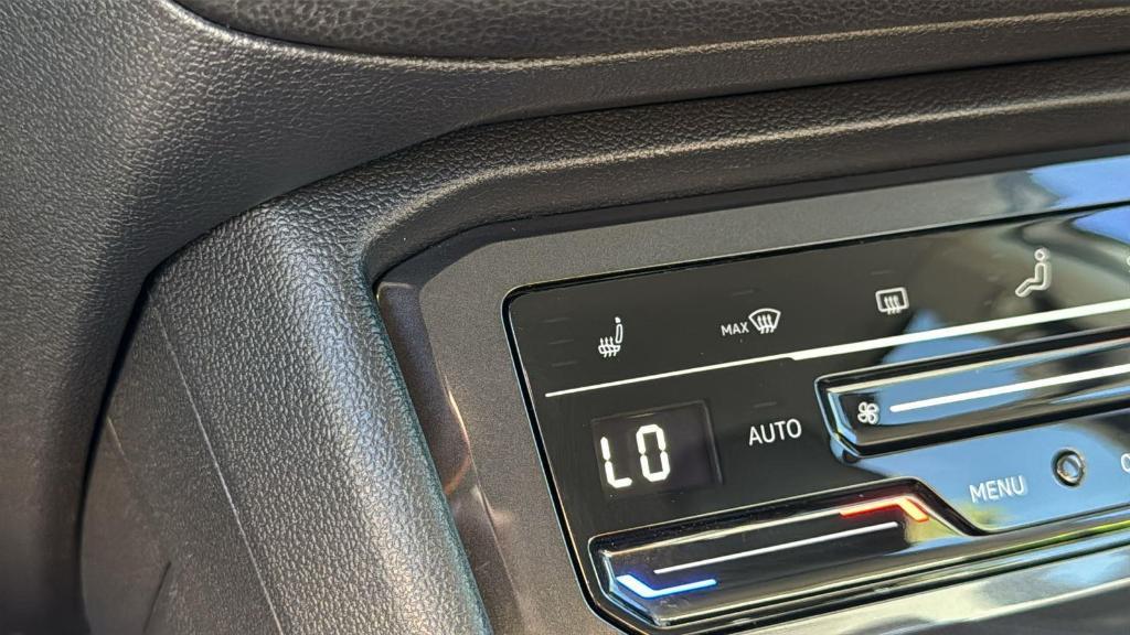 used 2022 Volkswagen Tiguan car, priced at $18,582