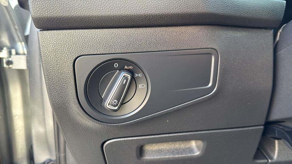 used 2022 Volkswagen Tiguan car, priced at $18,582