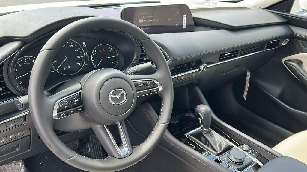 new 2025 Mazda Mazda3 car