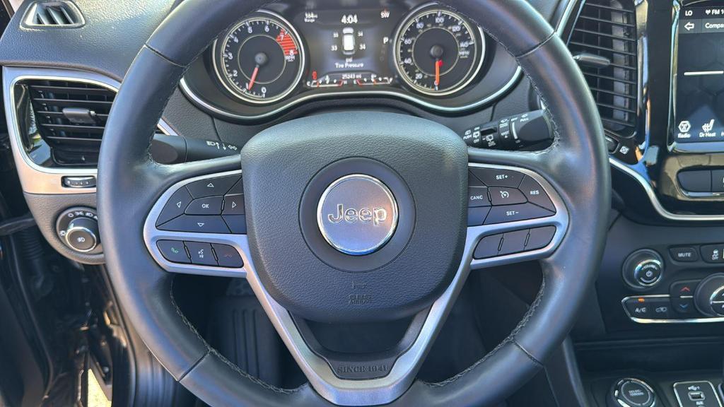 used 2020 Jeep Cherokee car, priced at $19,591