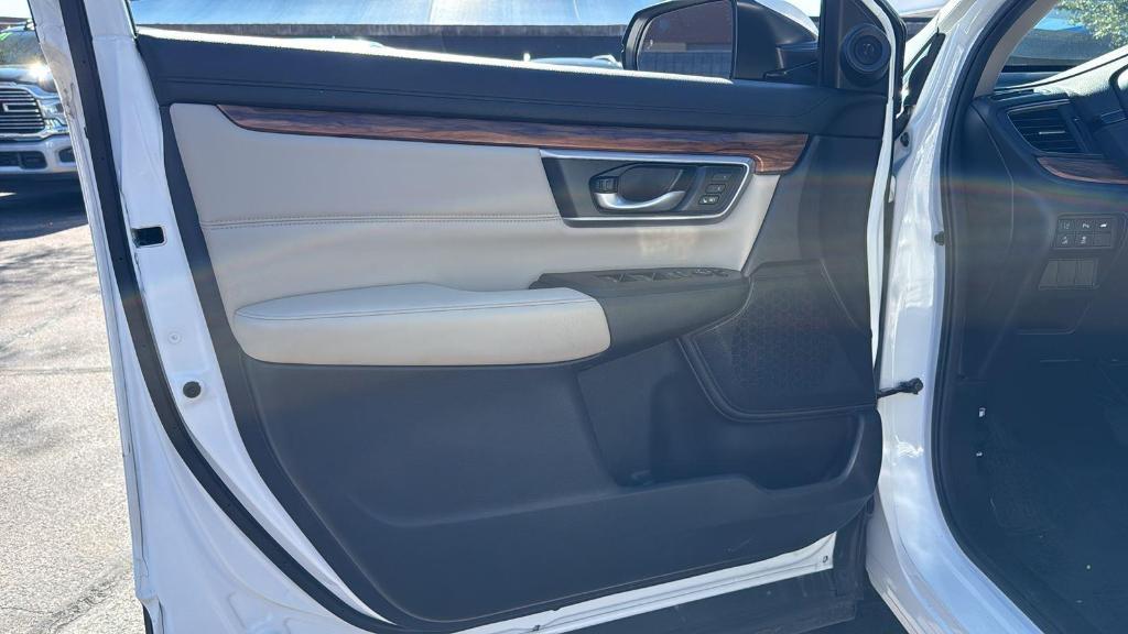 used 2020 Honda CR-V Hybrid car, priced at $23,999