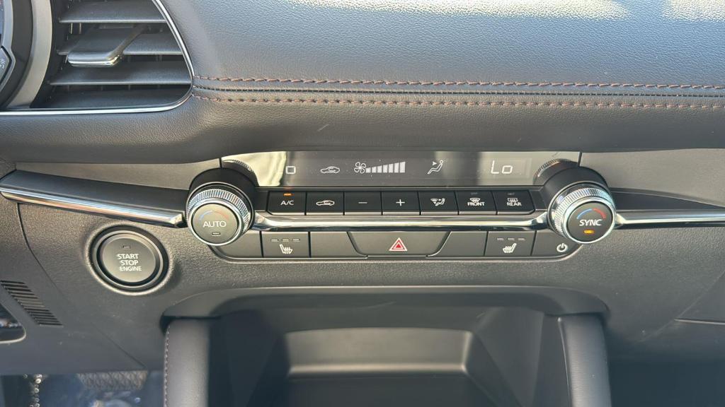 new 2025 Mazda Mazda3 car