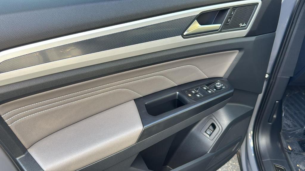 used 2021 Volkswagen Atlas Cross Sport car, priced at $32,500