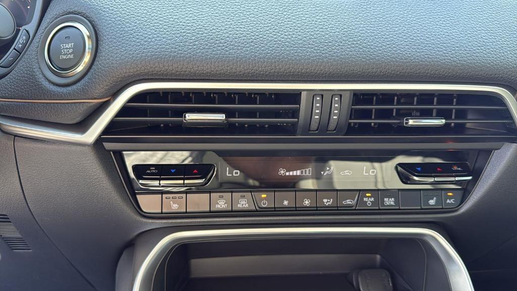 new 2025 Mazda CX-90 car