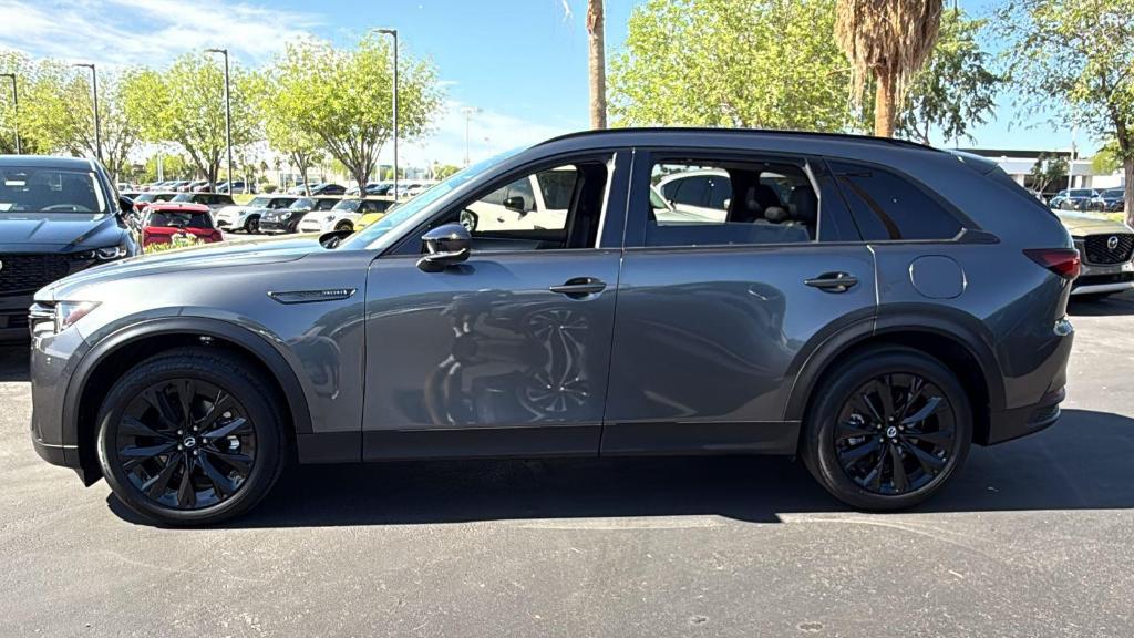 new 2025 Mazda CX-90 car