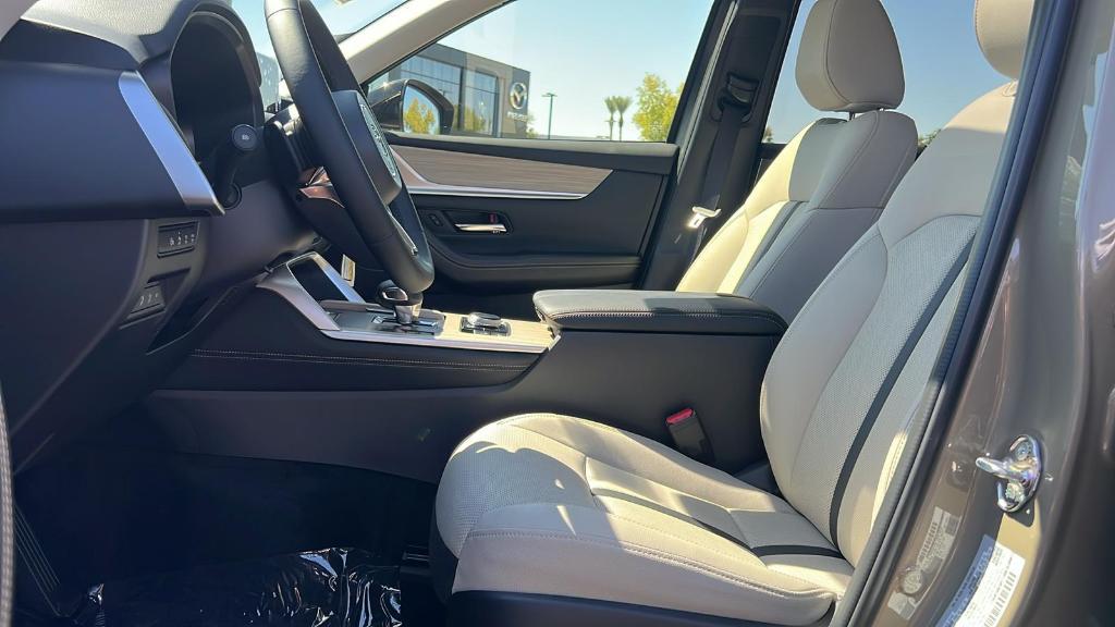 new 2025 Mazda CX-70 car