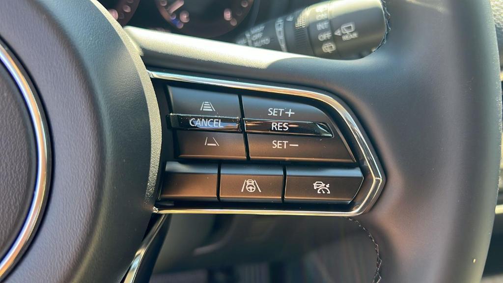 new 2025 Mazda CX-70 car, priced at $47,423