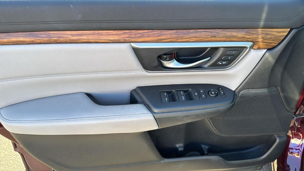 used 2017 Honda CR-V car, priced at $22,110