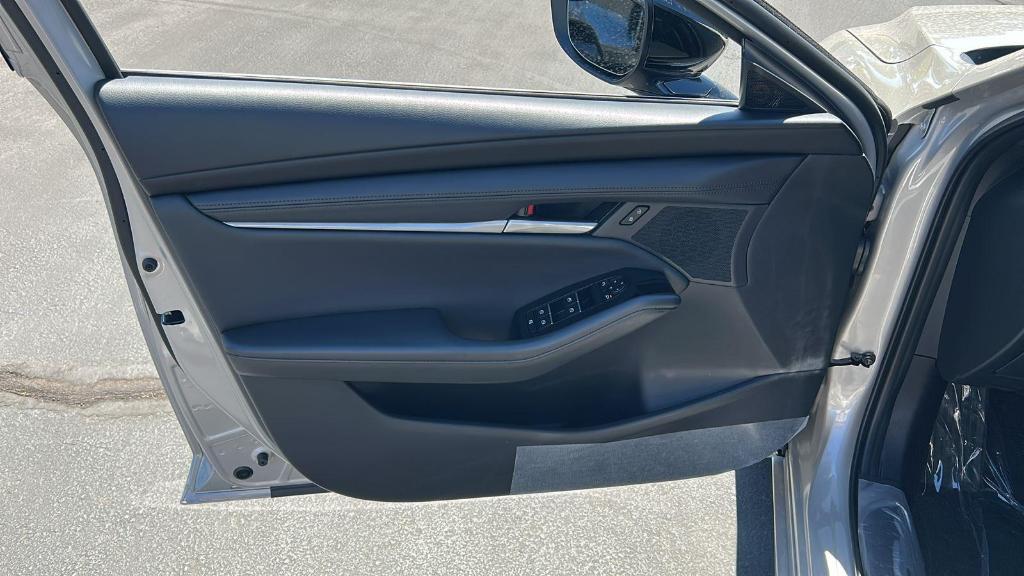 new 2025 Mazda Mazda3 car