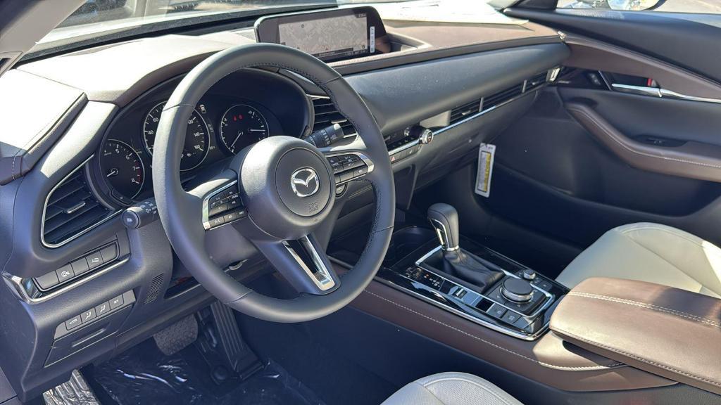 new 2025 Mazda CX-30 car