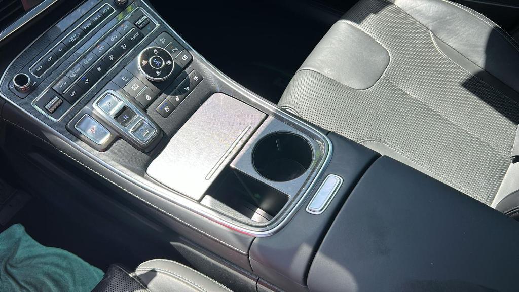 used 2022 Hyundai Santa Fe car, priced at $28,999