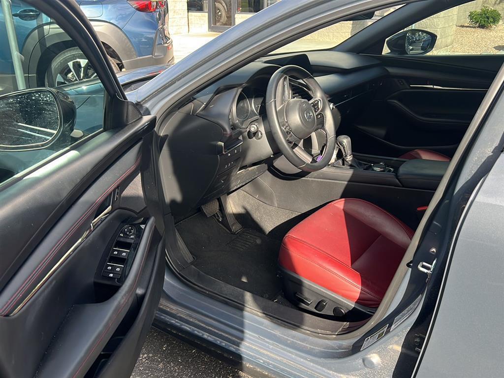 used 2025 Mazda Mazda3 car, priced at $26,999