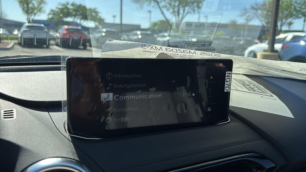 new 2025 Mazda MX-5 Miata car