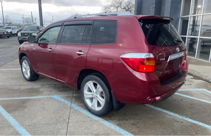 used 2009 Toyota Highlander car, priced at $8,950